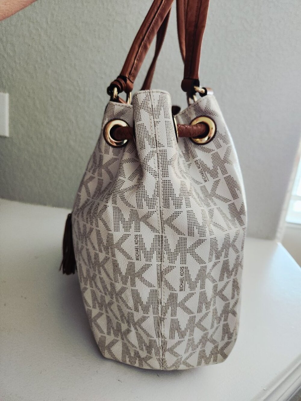 Euc Michael Kors Monogramed Shoulder Bag Purse Tote - Picture 5 of 13